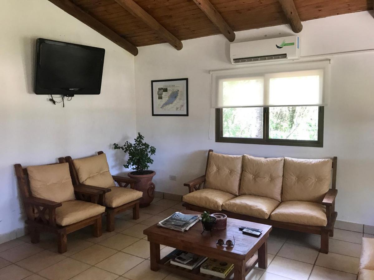 Posada Che Teindy Colonia Carlos Pellegrini  Luaran gambar